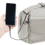 VEO METRO S7L CM- Schultertasche creme - 7 Liter