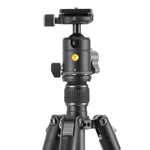 VESTA GO 234CB Reisestativ aus Carbon mit Kugelkopf - 4.5 kg Traglast