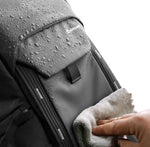 VEO ADAPTOR R44 BK RUCKSACK MIT USB-ANSCHLUSS - HINTERER ZUGANG - 16 Liter